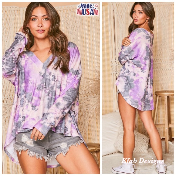 Tops - ❤️LAST! Multi Color Loose Soft Tie Dye Knit Top!